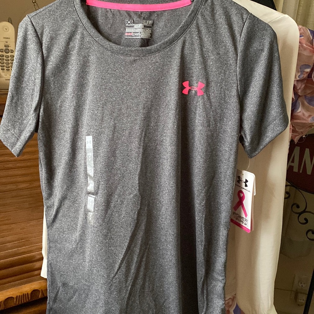 Under Armour tee!!!
